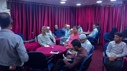 جامعة الأحقاف تقيم الجلسة الثانية للدورة التدريبية بعنوان مهارات التخطيط التشغيلي ومؤشرات الأداء (2)