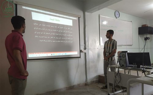 كلية الادارة والاقتصاد بجامعة الاحقاف تقيم مناقشة خطة البحث لمشاريع التخرج (8)