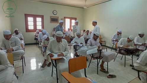كلية الشريعة والقانون بدء الامتحانات النهائية  لعام الجامعي ٢٠٢١- ٢٠٢٢ م   (2)