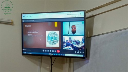 كلية هندسة وعلوم الحاسوب تقيم  محاضرة بعنوان (Data Science وتطبيقاتها في سوق العمل) (2)