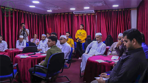 جامعة الأحقاف تنظم دورة تدريبية بعنوان مهارات التخطيط التشغيلي ومؤشرات الأداء (4)