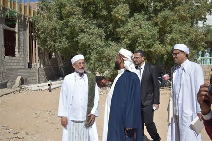 وزير الأوقاف والإرشاد يزور كلية الشريعة والقانون بجامعة الأحقاف