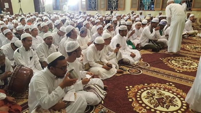 كلية الشريعة والقانون تحتفل بالمولد النبوي الشريف بحضور رئيس الجامعة