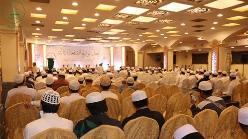 كلية العلوم الإسلامية بجامعة الأحقاف تزفُّ الدفعة الثالثة من خريجي الدراسات الإسلامية