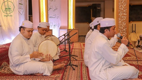 كلية العلوم الإسلامية بجامعة الأحقاف تزفُّ الدفعة الثالثة من خريجي الدراسات الإسلامية