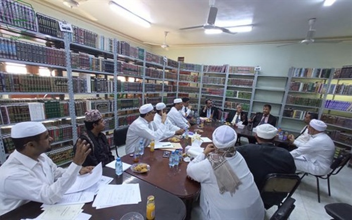 وفد ورزارة التعليم العالي في زيارة تفقدية لكلية الشريعة والقانون بجامعة الأحقاف
