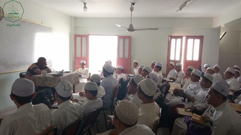 جامعة الاحقاف تستأنف الفصل الدراسي الثاني بعد إجازة رمضان والعيد بجميع كلياتها