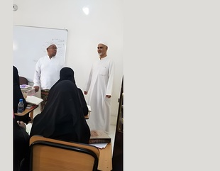 مدير مكتب جامعة الأحقاف بدولة إندونيسيا في زيارة لكلية البنات