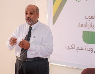 كلية هندسة وعلوم الحاسوب بجامعة الأحقاف تقيم اليوم المفتوح لطلابها