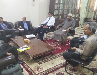 وفد ورزارة التعليم العالي في زيارة تفقدية لجامعة الأحقاف