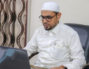 -الوحيدة على مستوى اليمن في المؤتمر الدولي- جامعة الأحقاف تشارك ببحث علمي حول مستقبل الذكاء الاصطناعي المقام بالقاهرة