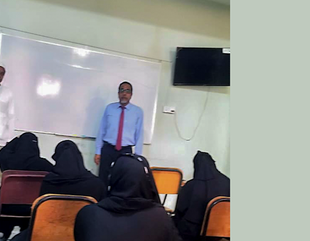 جامعة الأحقاف تدشن امتحانات الفصل الدراسي الأول بكلية البنات للعام الجامعي 2022-2023م