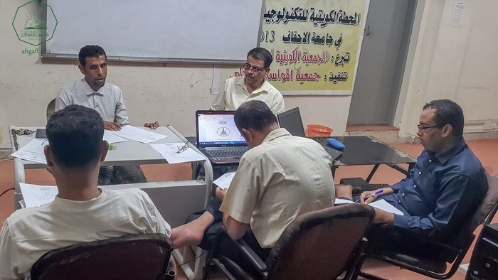 كلية هندسة وعلوم الحاسوب تقيم ورشة عمل بعنوان "تقييم منهج تقنية المعلومات"