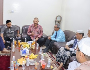 السفير الإندونيسي لدى اليمن و عُمان في زيارة رسمية لجامعة الأحقاف